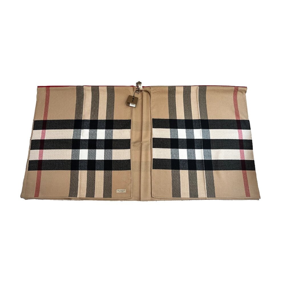 Burberry Charlotte Reversible Solid/House Check Wool Cape One Size - Picture 7 of 13